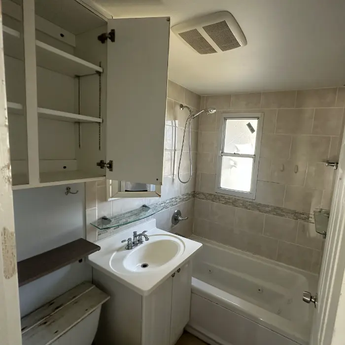 image of bathrom before reperation